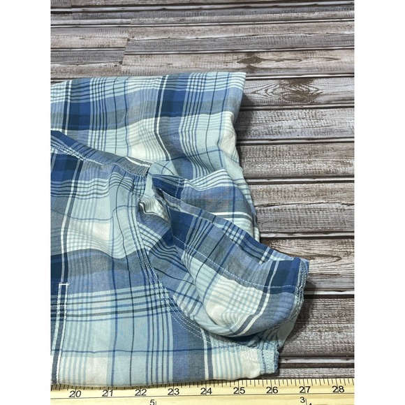 LL Bean Shirt Sleeves Button Up Slightly Fitted Blue XL - Picture 5 of 5